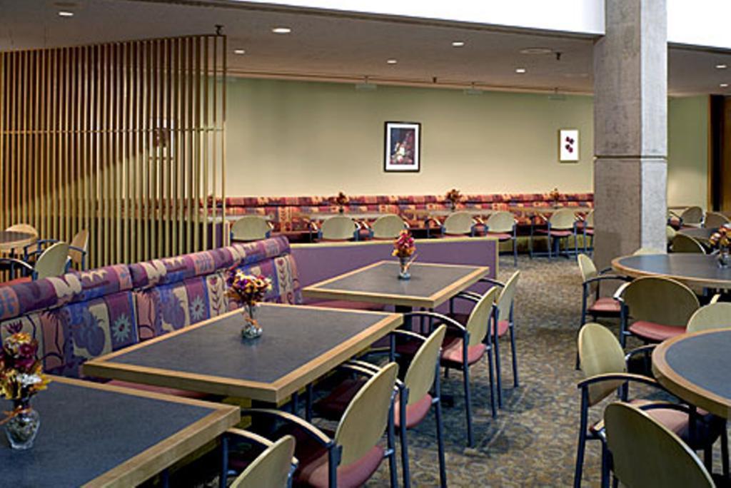 The National Conference Center Hotel Лийсбърг Екстериор снимка